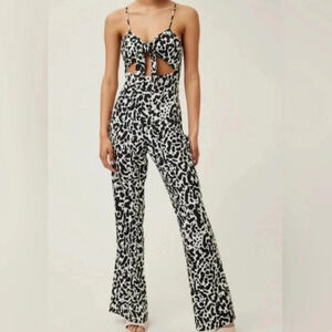 LITA by Ciara Tie Front Jumpsuit In King Cheetah Print Size Small MSRP-$398 NWT